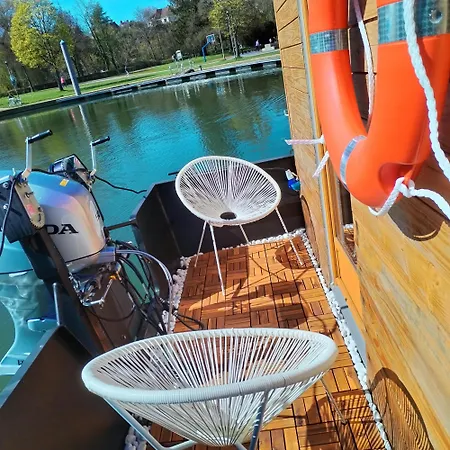 Johana Boat Bateau-hôtel Charleville-Mézières